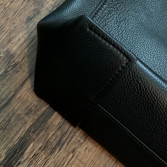 Tory Burch Carson Hobo - Picture 7 of 14